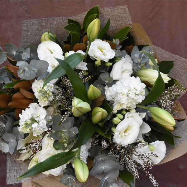 Seasonal Bouquet - Image 4